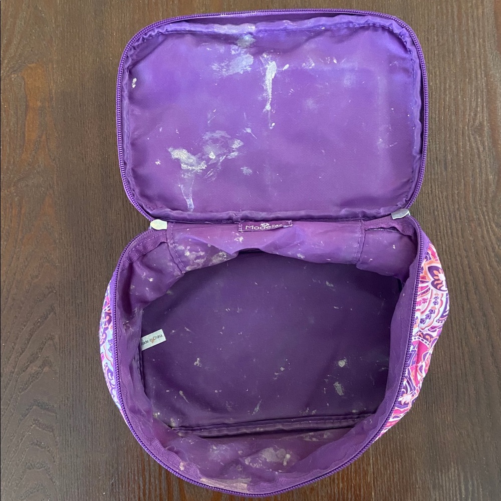 Modella Makeup Bag - image 4